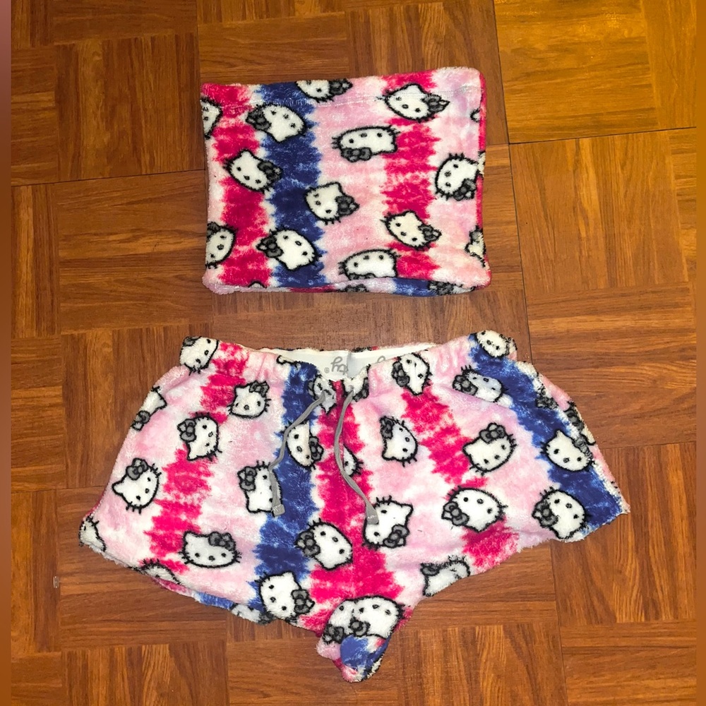 Hello Kitty Two Piece Pajamas
